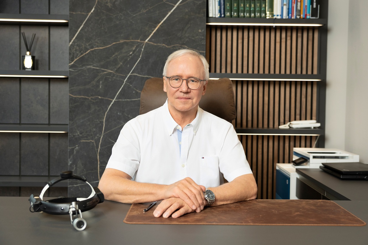 Dr. med. Bromba Plastischer Chirurg